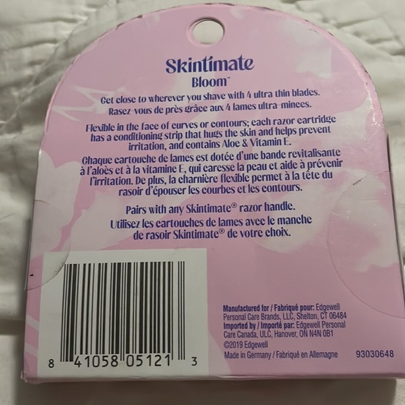 Skintimate‎ Bloom Refills - Picture 2 of 3